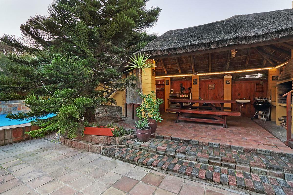 Natalie Guesthouse Bloubergstrand Extérieur photo